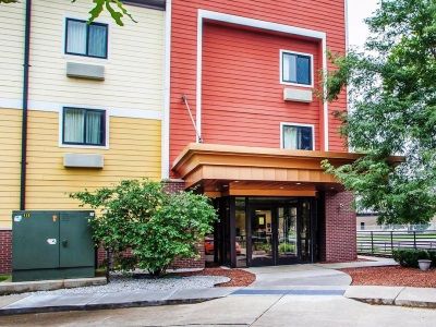 Hotel Econo & Fairgrounds 2*